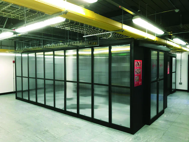 Framed FastFix aisle containment with sliding doors